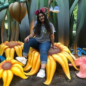 Meet your Posher, Ashley